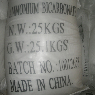 Il bicarbonato di cristallo bianco dell'ammonio spolverizza il grado 1066-33-7 dell'industria di CAS